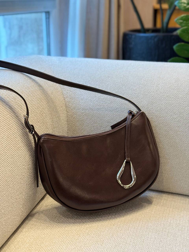 کیف باگتی قهوه ای